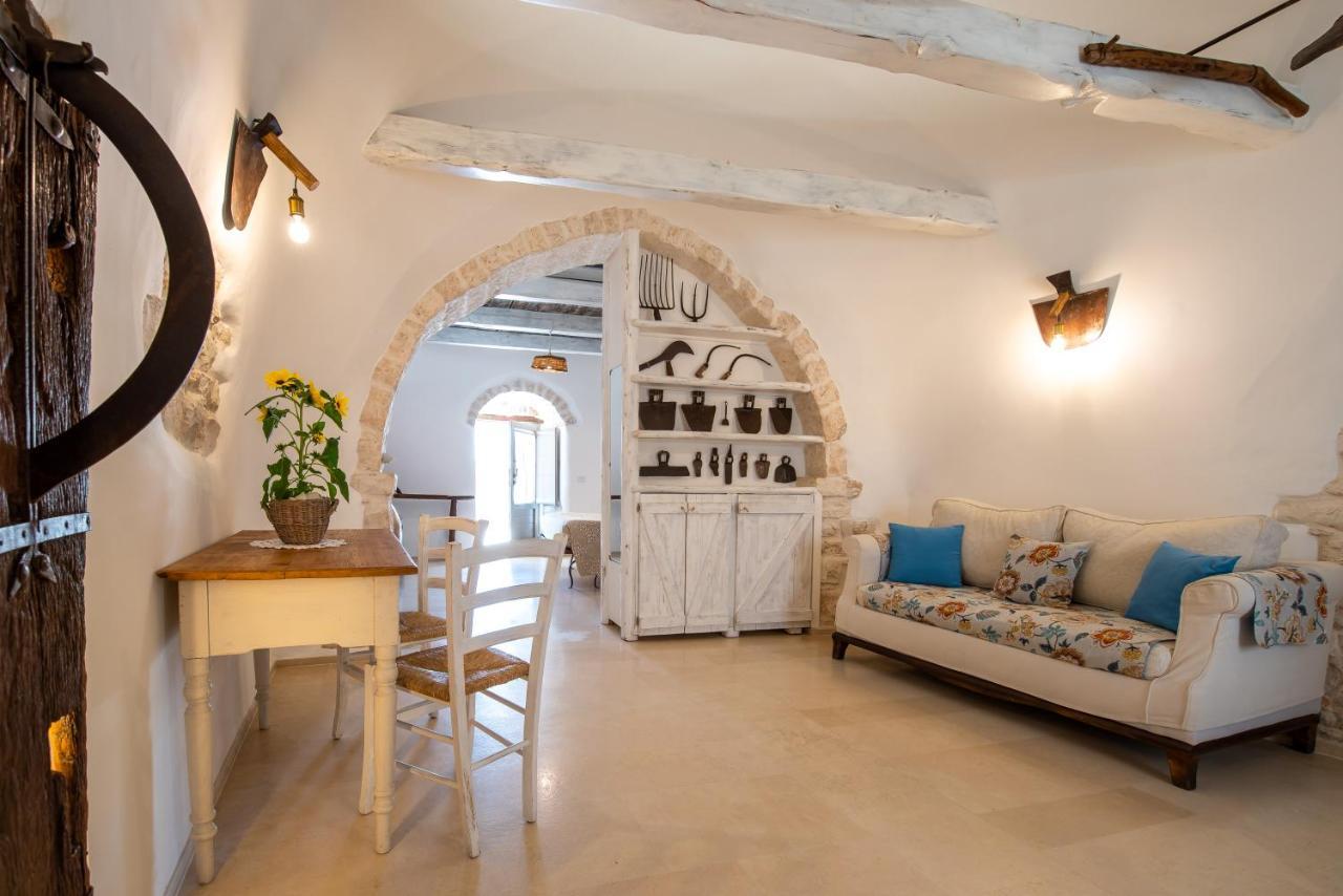 Trulli Holiday Deluxe & Wellness Alberobello Exterior photo