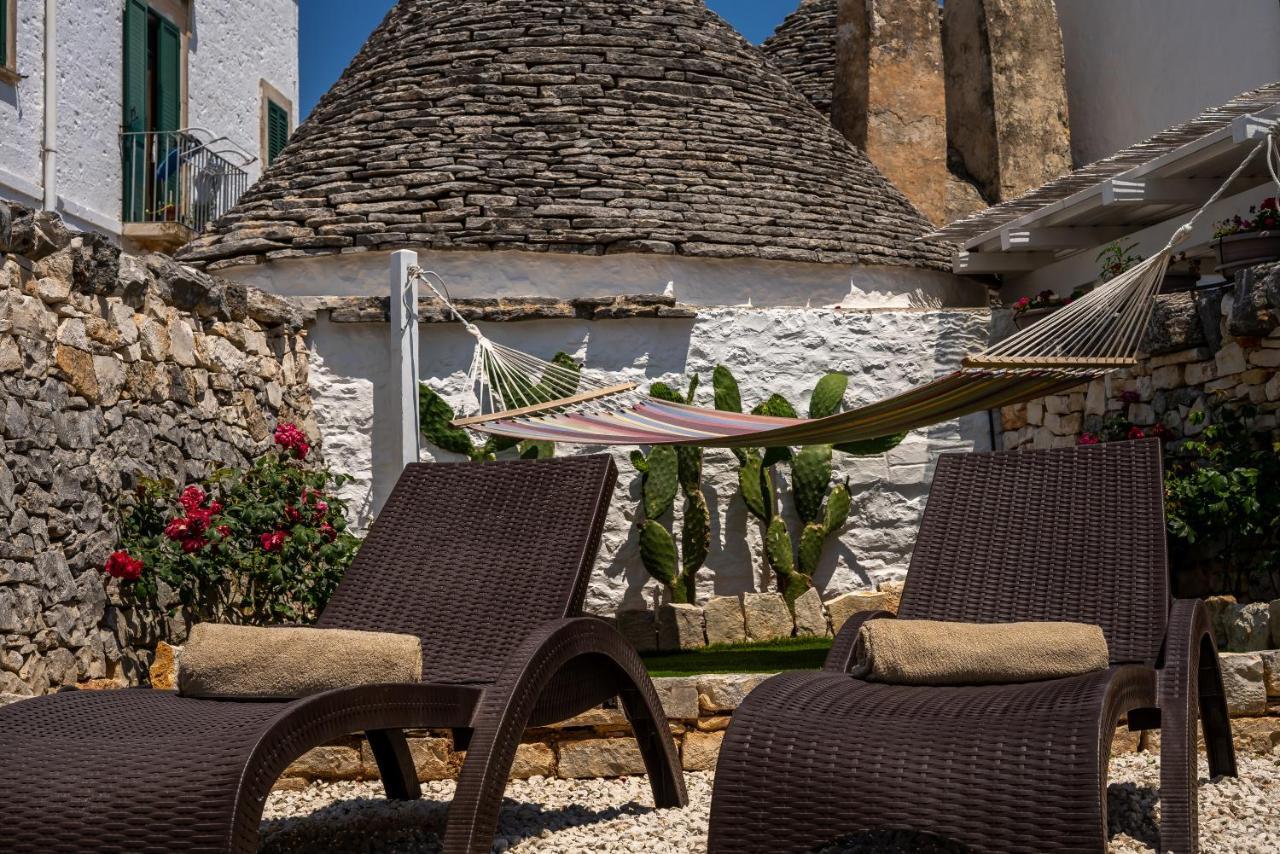 Trulli Holiday Deluxe & Wellness Alberobello Exterior photo