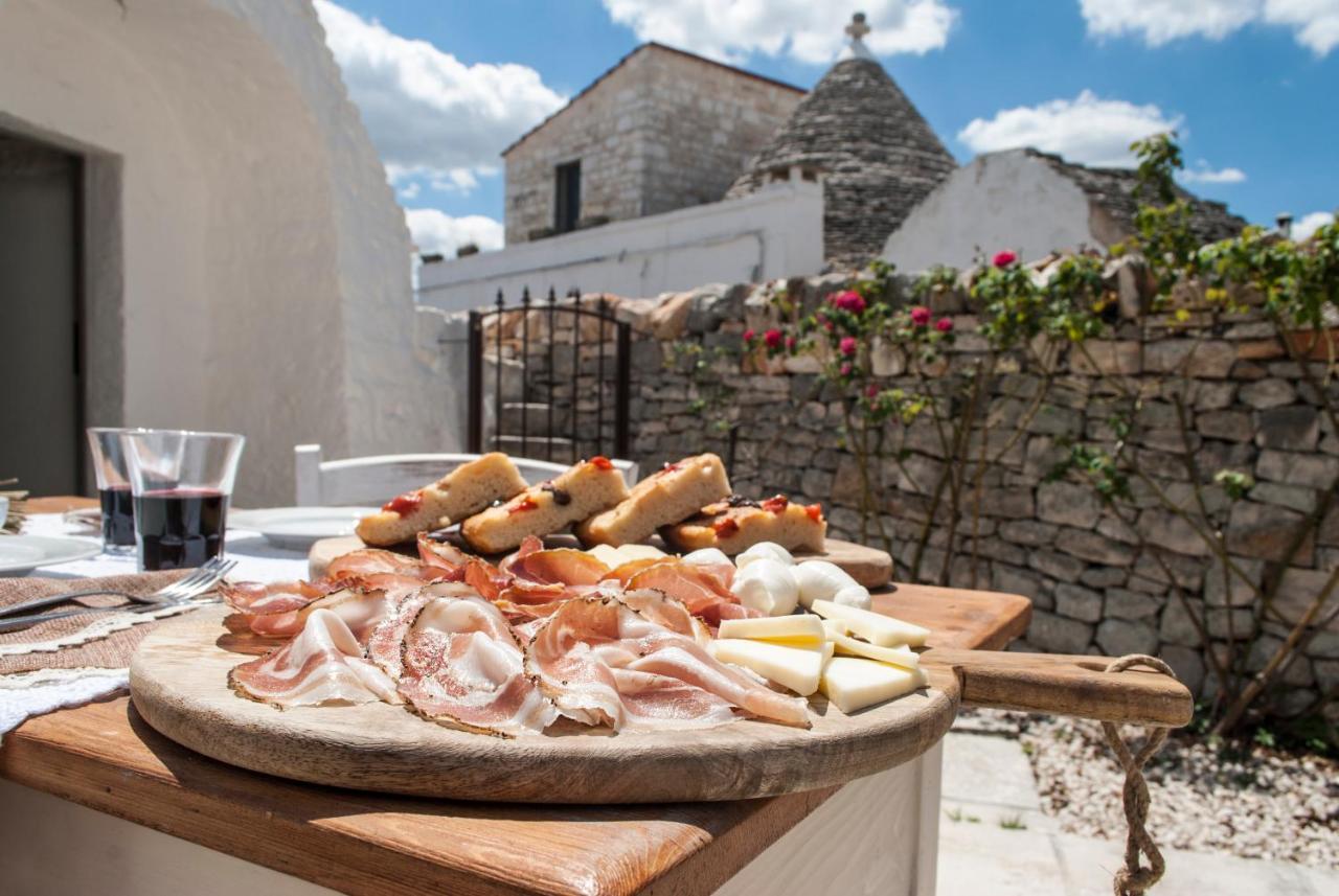 Trulli Holiday Deluxe & Wellness Alberobello Exterior photo