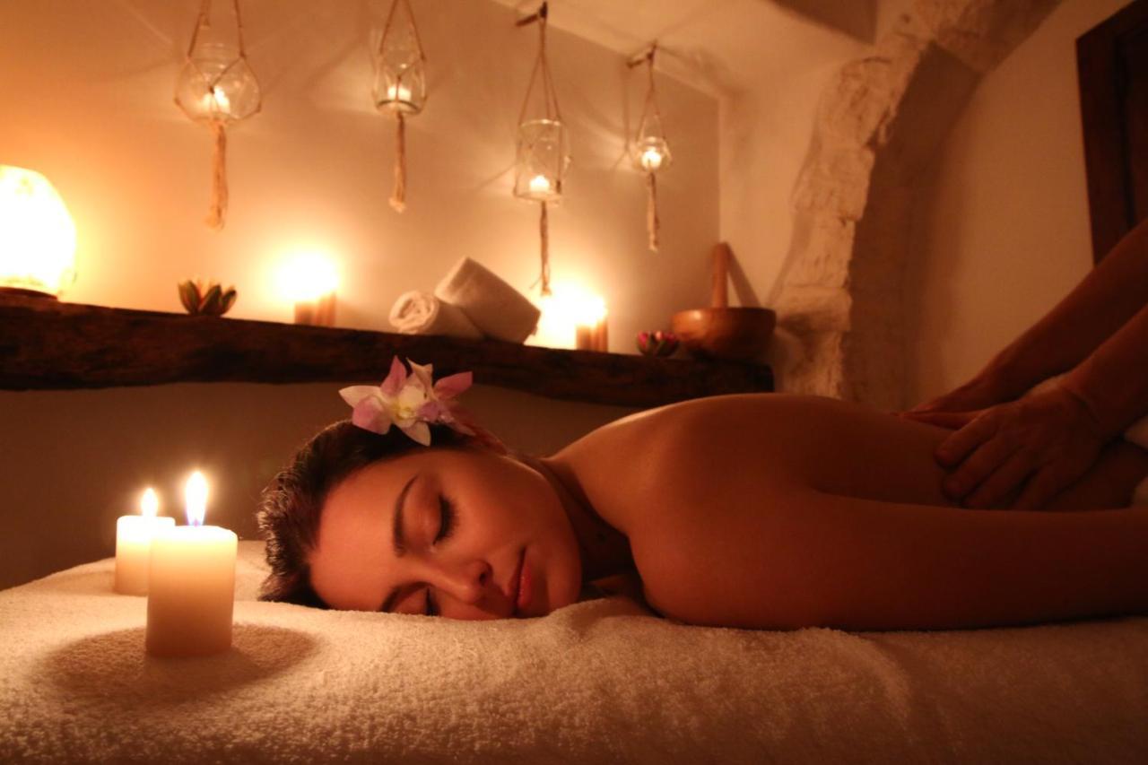 Trulli Holiday Deluxe & Wellness Alberobello Exterior photo